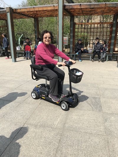 為什么老年人需要一款電動代步車？【元亨電動】