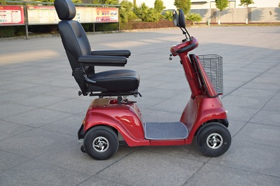 元亨電動老年代步車可以作為交通工具上路嗎？