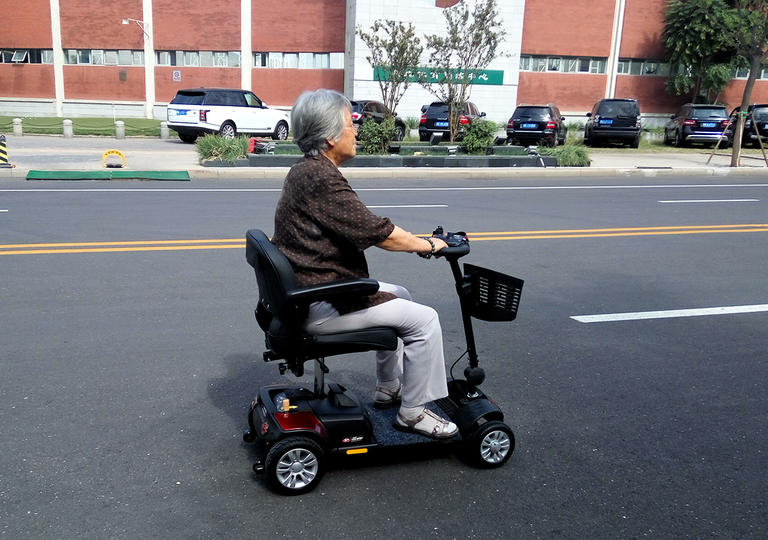 智能電動代步車