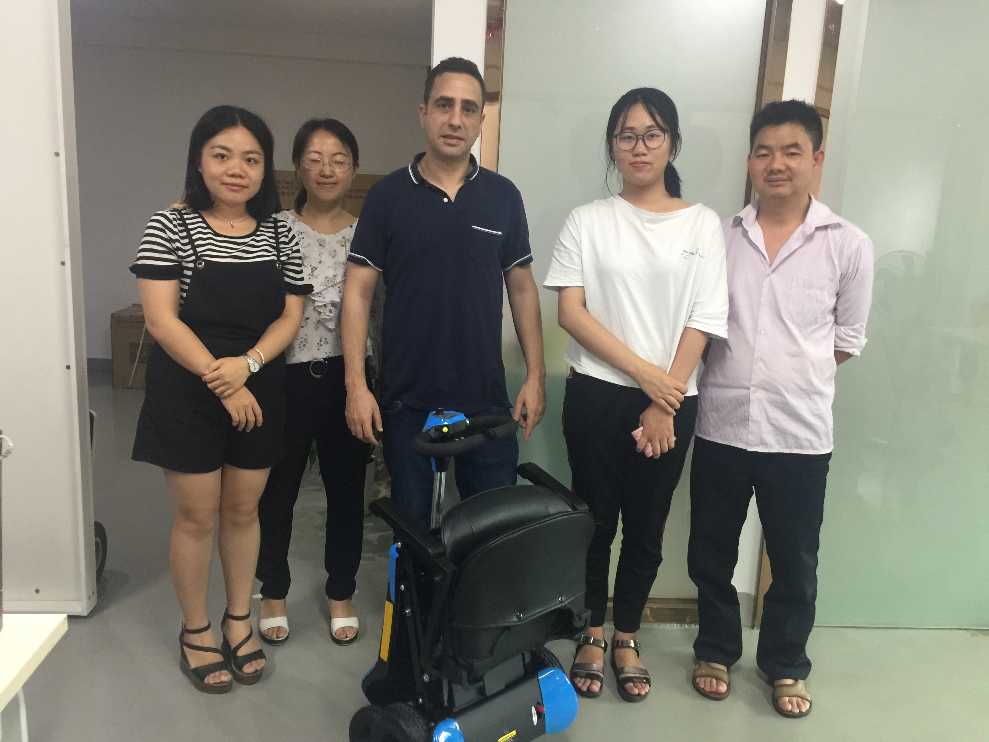 遙控折疊老年代步車