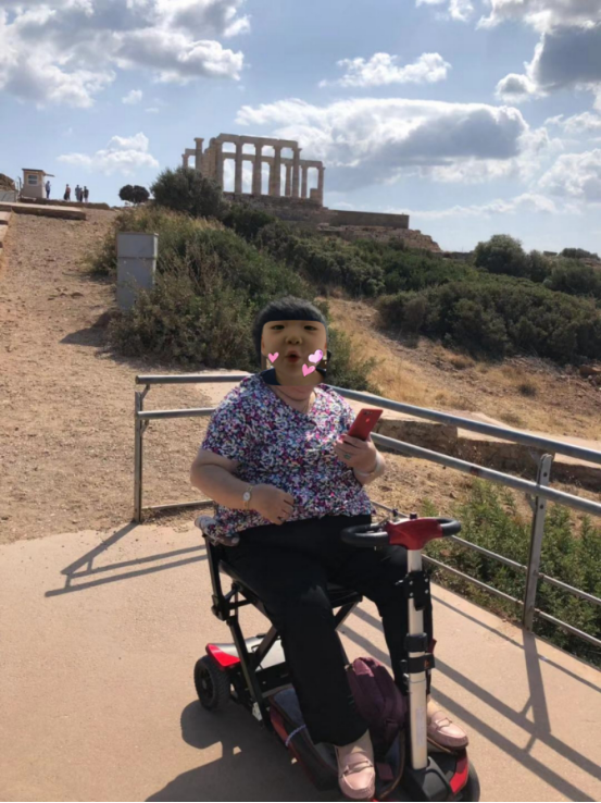 智能電動折疊代步車