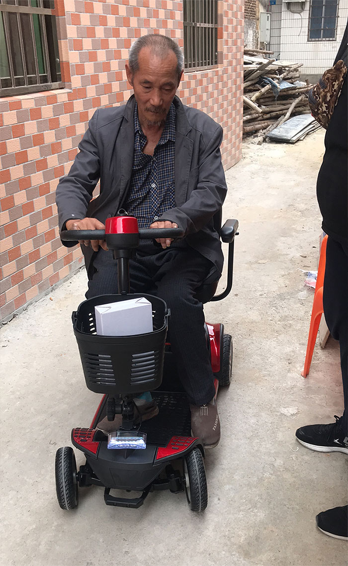 元亨電動老年代步車