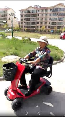 電動老年代步車